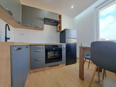 Квартири в оренду, 1-кімнатні, Martin · €440