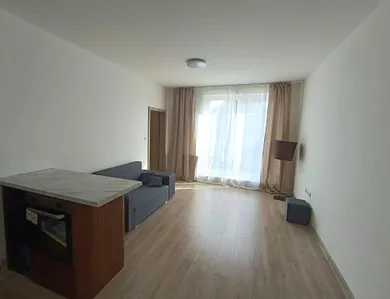 Na prenájom 2-izbový byt, 43 m², Dunajská Streda, Športová
