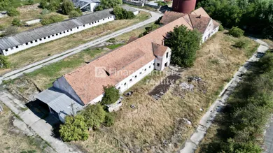 Na predaj pozemok, Vydrany