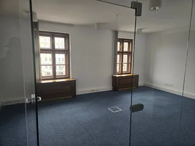 Na prenájom komerčné v Bratislava-Staré Mesto · €684 · Dokončené