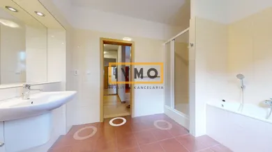 Na predaj 3-izbový byt, 118 m², Bratislava-Nové Mesto, Lopúchová