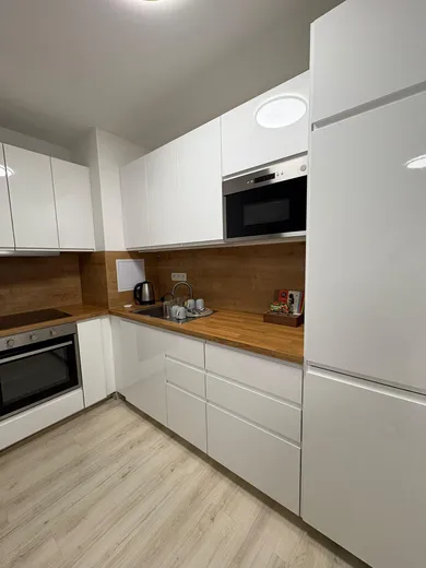 Na prenájom 2-izbový byt, 51 m², Trnava, Veterná
