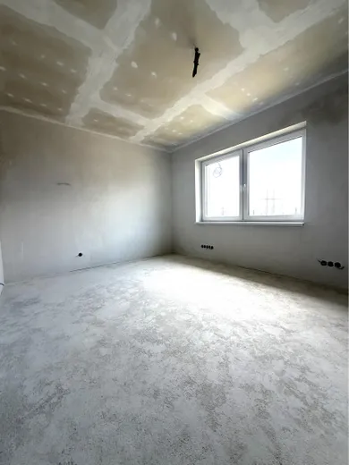 Na predaj 4-izbový dom, 140 m², Zavar