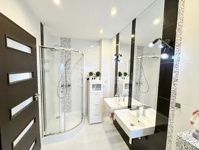 Na predaj dom, 332 m², Vavrišovo