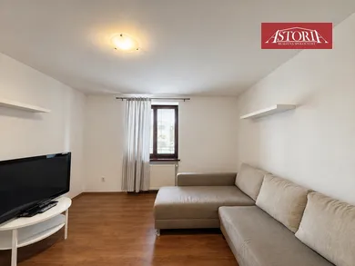 Квартири в оренду, 2-кімнатні, Martin · €555