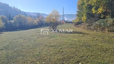 Na predaj pozemok, Hriňová