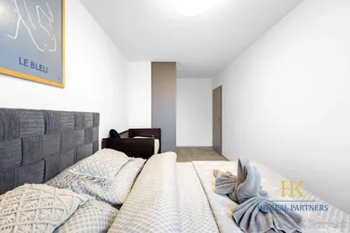 Na prenájom 3-izbový byt, 71 m², Bratislava-Petržalka