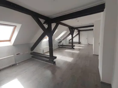 Na prenájom objekt, 53 m², Bratislava-Staré Mesto, Tolstého