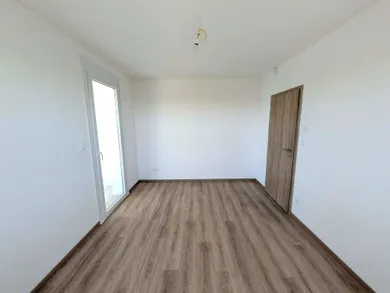 Na predaj 4-izbový dom, 114 m², Galanta