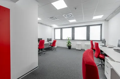 Na prenájom komerčné, 30 m², Košice-Západ, Moldavská cesta 3A