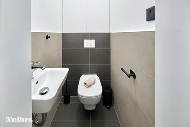 Na predaj 3-izbový byt, 90 m², Bratislava-Záhorská Bystrica