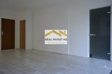 Na predaj 5-izbový dom, 346 m², Nové Zámky