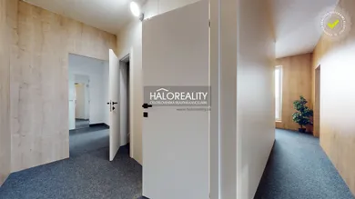 Na predaj 3-izbový byt, 77 m², Lučenec, Rúbanisko III