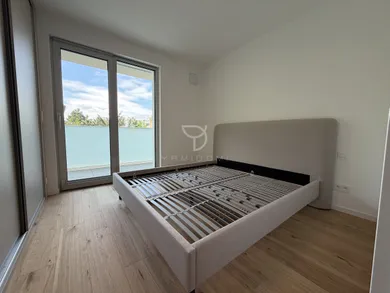 Na prenájom 2-izbový byt, 46 m², Bratislava-Staré Mesto