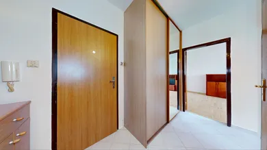 Na predaj 1-izbový byt, 36 m², Bratislava-Podunajské Biskupice