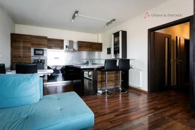 Na predaj 5-izbový byt, 92 m², Bratislava-Podunajské Biskupice