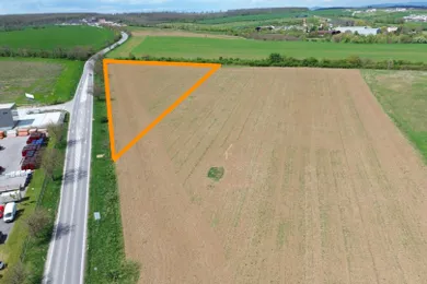 Na predaj pozemok, Nitra, Hlohovecká