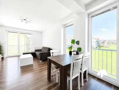 Byty na prenájom 3-izbový, Nitra · €800