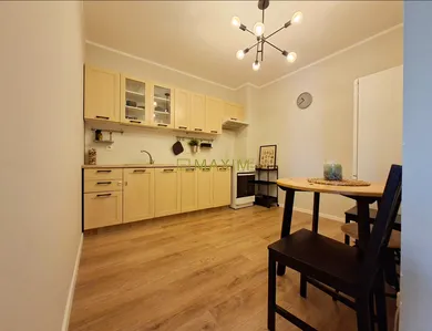 Na predaj 2-izbový byt, 55 m², Bratislava-Petržalka, Vyšehradská