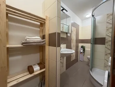 Na prenájom 1-izbový byt, 30 m², Trnava, Ulica Jána Hajdóczyho