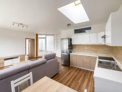 Mieszkania na sprzedaż, 2-pokojowe, Poprad · €174 000