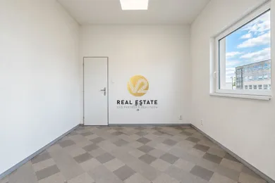 Na prenájom objekt, 510 m², Nitra, Novozámocká