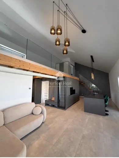 Na prenájom 3-izbový byt, 90 m², Most pri Bratislave