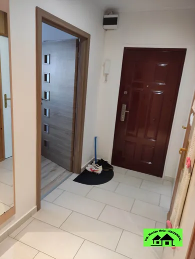 Na predaj 2-izbový byt, 56 m², Šahy, Tabánská