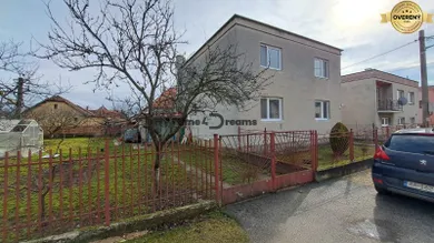 Na predaj dom v Hrušovany · €1 · Pôvodný stav