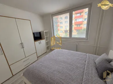 Na prenájom 2-izbový byt, 60 m², Senica, Štefánikova