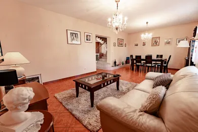 Na predaj dom, 318 m², Bratislava-Lamač, Rácova
