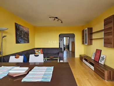 Na predaj 3-izbový byt, 70 m², Bratislava-Petržalka