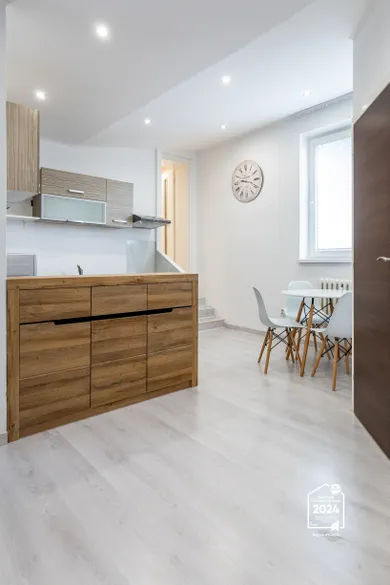 Na prenájom 2-izbový byt, 52 m², Košice-Sever, Hlinkova