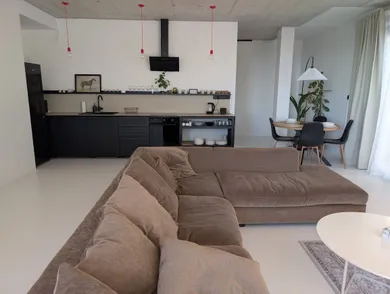 Na prenájom 3-izbový byt, 120 m², Banská Bystrica, Na Graniari