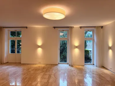 Na prenájom 4-izbový byt, 180 m², Bratislava-Staré Mesto, Hlboká cesta