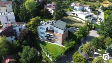 Byty na prenájom 5-izbový, Bratislava-Staré Mesto · €2 700