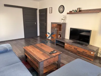 Квартири в оренду, 2-кімнатні, Prešov · €750
