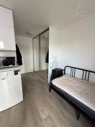 Na prenájom 1-izbový byt, 31 m², Bratislava-Ružinov, Trnavská cesta