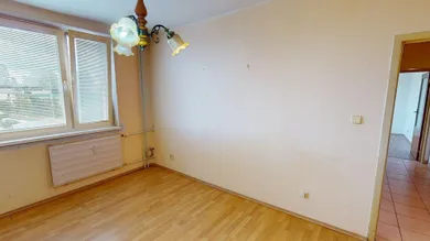 Na predaj 2-izbový byt, 48 m², Holíč, SNP