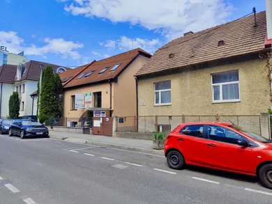 Domy na sprzedaż, Bratislava-Ružinov · €434 000
