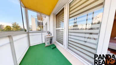Na predaj 2-izbový byt, 70 m², Bratislava-Petržalka, Budatínska 12