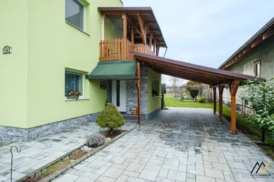 Na predaj dom, 206 m², Ličartovce