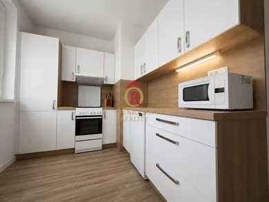 Na predaj 3-izbový byt, 66 m², Revúca, Júliusa Bottu