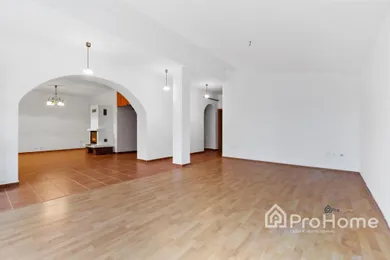 Na predaj dom, 300 m², Borský Mikuláš