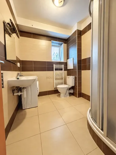 Na predaj 1-izbový byt, 27 m², Bratislava-Petržalka, Andrusovova