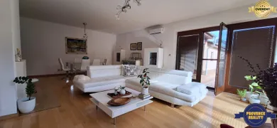 Domy na predaj 4-izbový, Komárno · €440 000