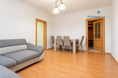 Na prenájom 3-izbový byt, 73 m², Košice-Staré Mesto, Štítová