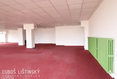 Na prenájom komerčné v Poprad · €2 690 · Čiastočná rekonštrukcia