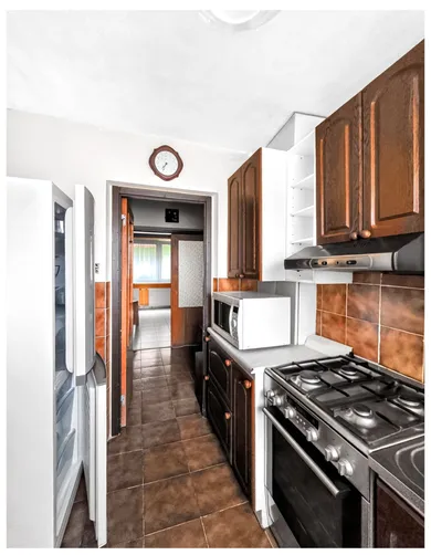 Na prenájom 3-izbový byt, 69 m², Banská Bystrica, Ďumbierska