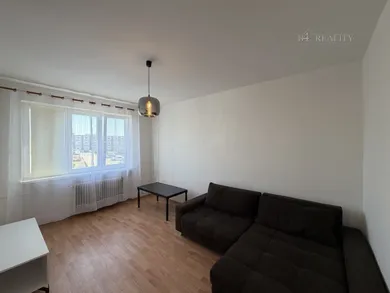 Na prenájom 3-izbový byt, 71 m², Trenčín, Bavlnárska